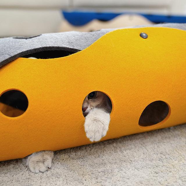 Cheese Cat Adventure Tunnel